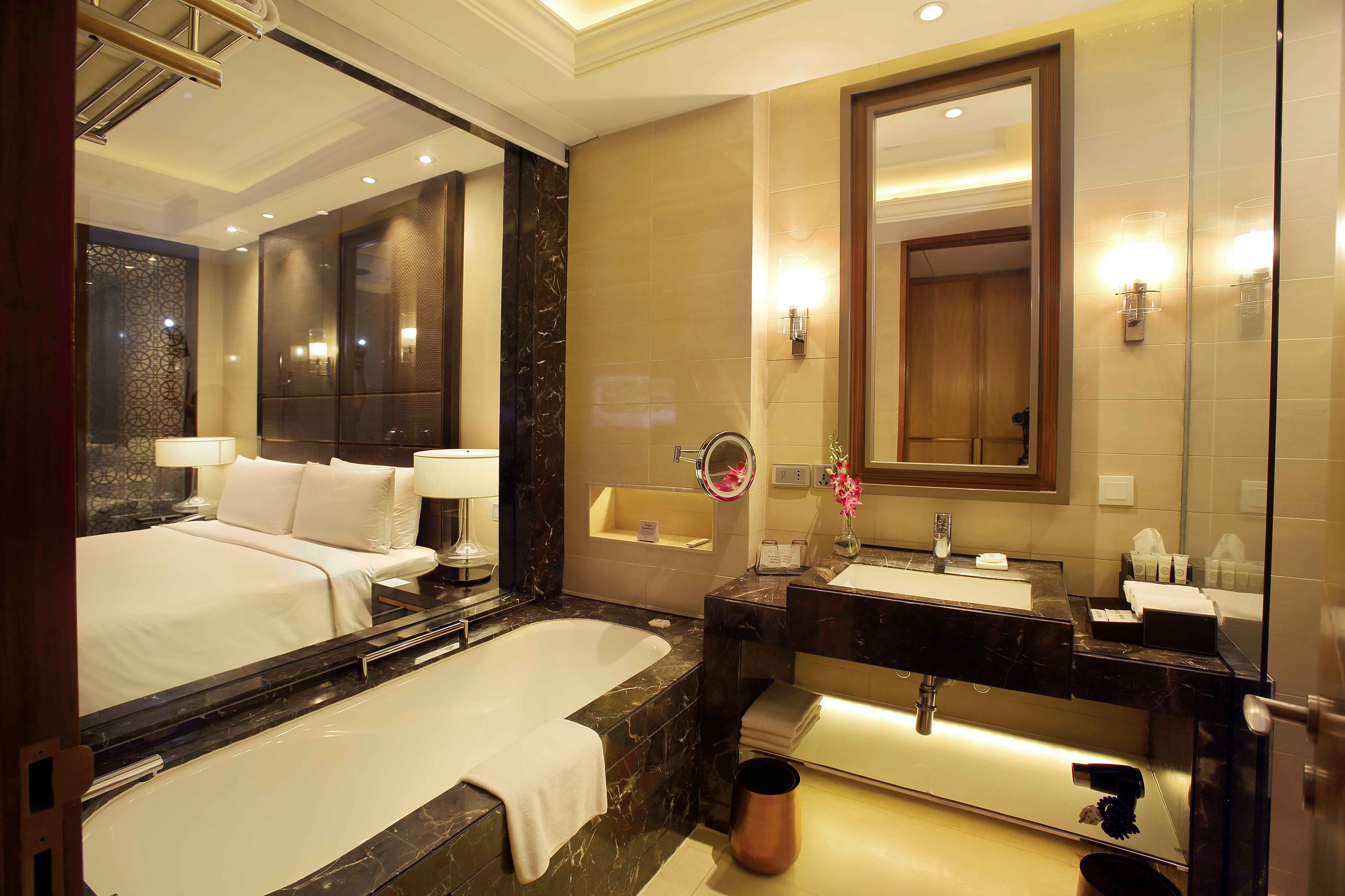 The One Bedroom Executive Suite at the Fraser Suites New Delhi - Picture of  IIDL Suites New Delhi - Tripadvisor