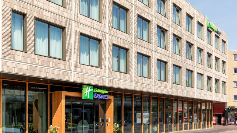 <b>Holiday Inn Express Almere Exterior</b>. Images powered by <a href="https://www.leonardoworldwide.com/" title="Leonardo Worldwide" target="_blank">Leonardo</a>.