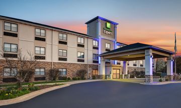 Holiday Inn Express Marshall