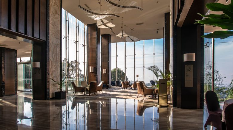 <b>InterContinental Bandung Dago Pakar Lobby</b>. Images powered by <a href="https://www.leonardoworldwide.com/" title="Leonardo Worldwide" target="_blank">Leonardo</a>.