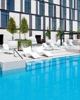 Holiday Inn Dubai Al-Maktoum Airport