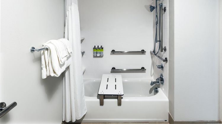 Holiday Inn Express & Stes Denton/Sanger Room