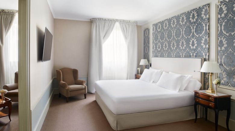 <b>El Palace Barcelona Suite</b>. Images powered by <a href=https://www.travelagewest.com/Hotels/Barcelona/