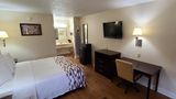 <b>Red Roof Inn Tifton Room</b>. Images powered by <a href="https://www.leonardoworldwide.com/" title="Leonardo Worldwide" target="_blank">Leonardo</a>.