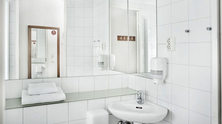 <b>Smarthotel Forus Room</b>. Images powered by <a href="https://www.leonardoworldwide.com/" title="Leonardo Worldwide" target="_blank">Leonardo</a>.