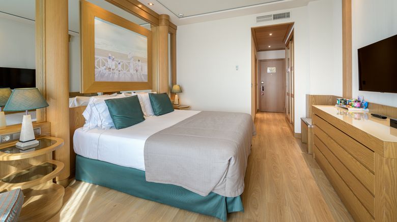 <b>Las Arenas Balneario Resort Room</b>. Images powered by <a href="https://www.leonardoworldwide.com/" title="Leonardo Worldwide" target="_blank">Leonardo</a>.