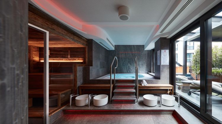 Holiday Inn Osnabrueck Pool