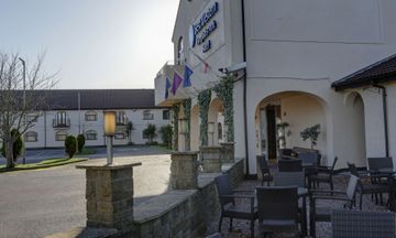 The Everglades Park Hotel