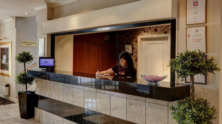 <b>The Everglades Park Hotel Lobby</b>. Images powered by <a href="https://www.leonardoworldwide.com/" title="Leonardo Worldwide" target="_blank">Leonardo</a>.