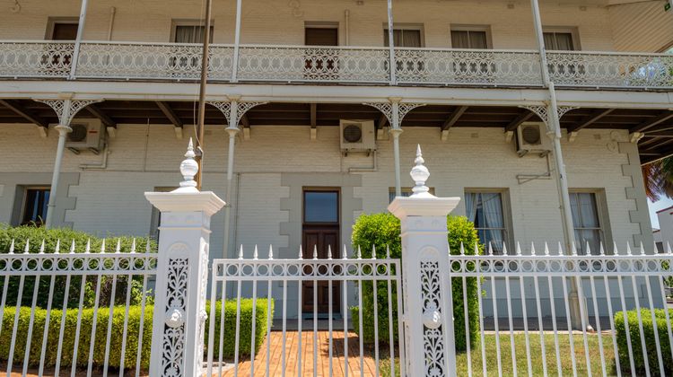 Denison Boutique Hotel Exterior