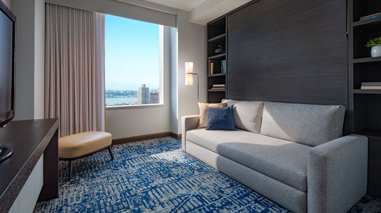 <b>InterContinental New York Times Square Suite</b>. Images powered by <a href="https://www.leonardoworldwide.com/" title="Leonardo Worldwide" target="_blank">Leonardo</a>.