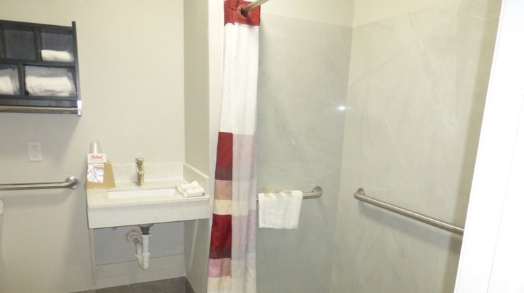 Red Roof Inn & Suites Mobile SW - I-10 Recreation