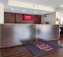 Red Roof Inn Charlottesville Exterior