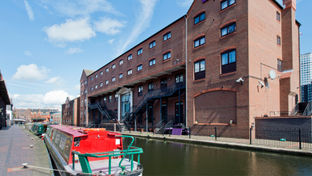 Premier Inn Bham Broad St (Canal Side)