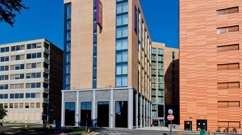 Premier Inn Bournemouth East Cliff Exterior. Images powered by <a href="https://www.leonardoworldwide.com" target="_blank" rel="noopener">Leonardo</a>.