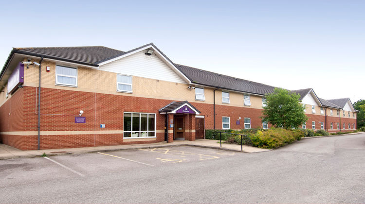 Premier Inn Bradford South Exterior