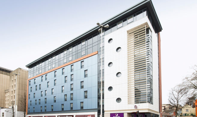 Premier Inn City Ctr (Lewins Mead) Exterior