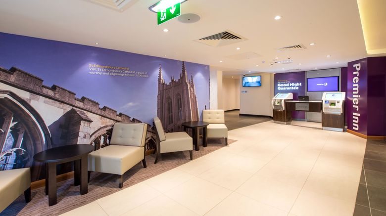 <b>Premier Inn Bury St Edmunds Town Centre Lobby</b>. Images powered by <a href="https://www.leonardoworldwide.com/" title="Leonardo Worldwide" target="_blank">Leonardo</a>.