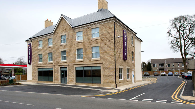 <b>Premier Inn Buxton Exterior</b>. Images powered by <a href="https://www.leonardoworldwide.com/" title="Leonardo Worldwide" target="_blank">Leonardo</a>.