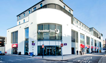Premier Inn Cheltenham Town Centre