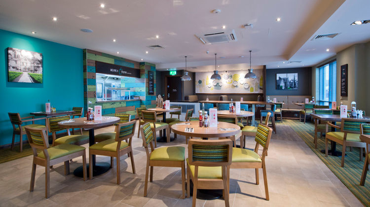 Premier Inn Chipping Norton Lobby