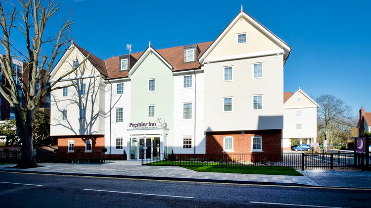 Premier Inn Colchester Town Centre Exterior