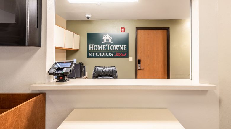 <b>HomeTowne Studios Columbus Lobby</b>. Images powered by <a href="https://www.leonardoworldwide.com/" title="Leonardo Worldwide" target="_blank">Leonardo</a>.