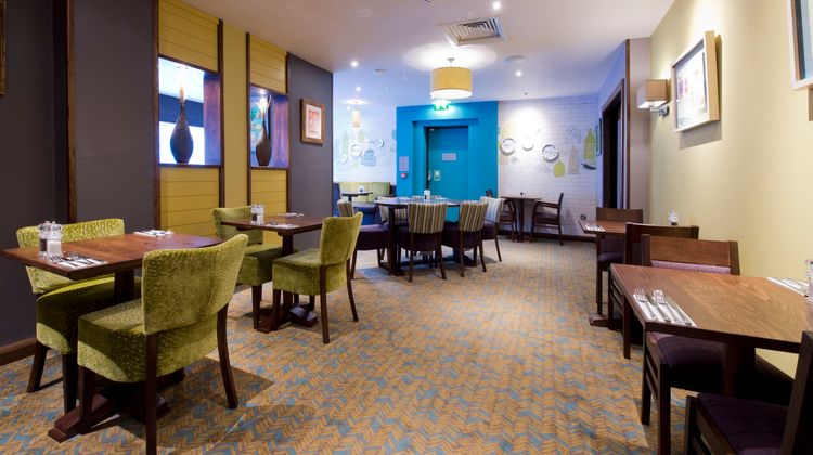 Premier Inn City Centre (Cathedral Qtr) Lobby