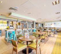 Premier Inn Eastbourne Town Centre hotel Lobby