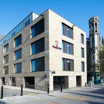 Premier Inn City Centre (York Place)
