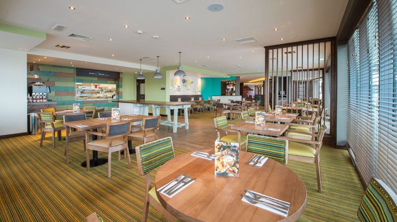 <b>Premier Inn Exmouth Seafront Lobby</b>. Images powered by <a href="https://www.leonardoworldwide.com/" title="Leonardo Worldwide" target="_blank">Leonardo</a>.