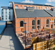 Premier Inn Gloucester (Quayside) Exterior