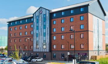 Premier Inn Gloucester (Quayside)