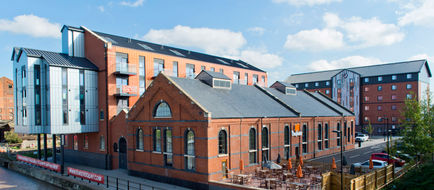 Premier Inn Gloucester (Quayside) Exterior