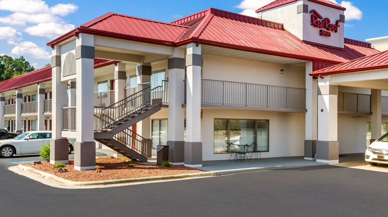 <b>Red Roof Inn Fayetteville I-95 Exterior</b>. Images powered by <a href="https://www.leonardoworldwide.com/" title="Leonardo Worldwide" target="_blank">Leonardo</a>.