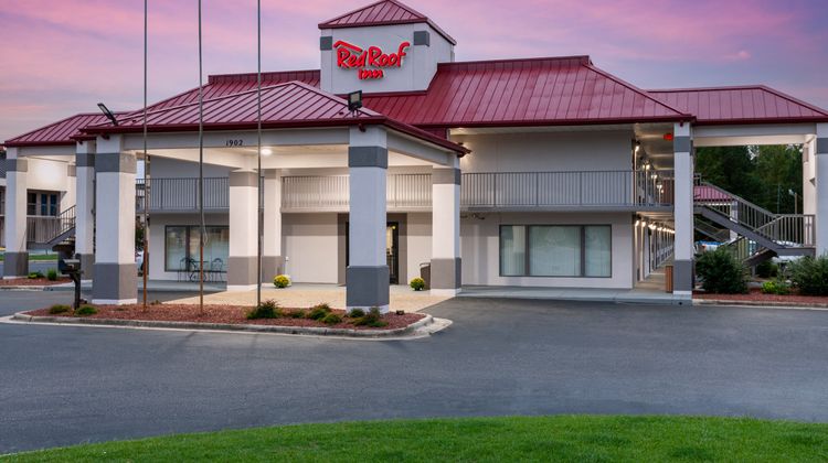Red Roof Inn Fayetteville I-95 Exterior