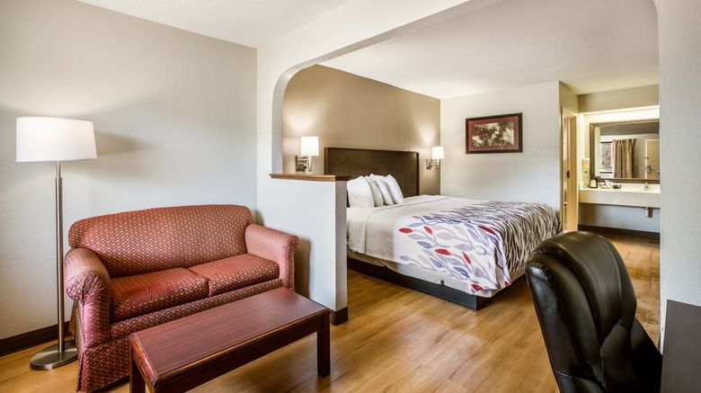 <b>Red Roof Inn Fayetteville I-95 Room</b>. Images powered by <a href="https://www.leonardoworldwide.com/" title="Leonardo Worldwide" target="_blank">Leonardo</a>.