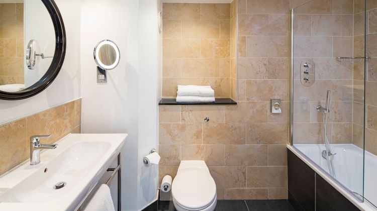 Crowne Plaza Glasgow Suite