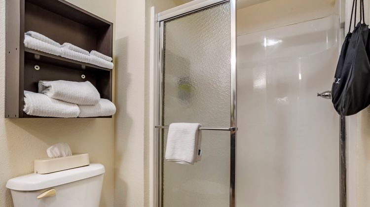 Candlewood Suites Alabaster Room