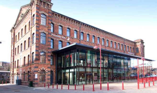 Premier Inn Kidderminster Exterior