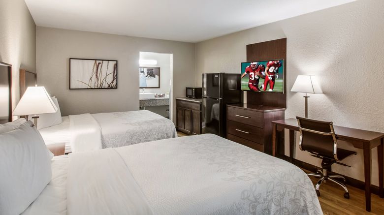 <b>Red Roof PLUS+ Dallas - Addison Room</b>. Images powered by <a href="https://www.leonardoworldwide.com/" title="Leonardo Worldwide" target="_blank">Leonardo</a>.