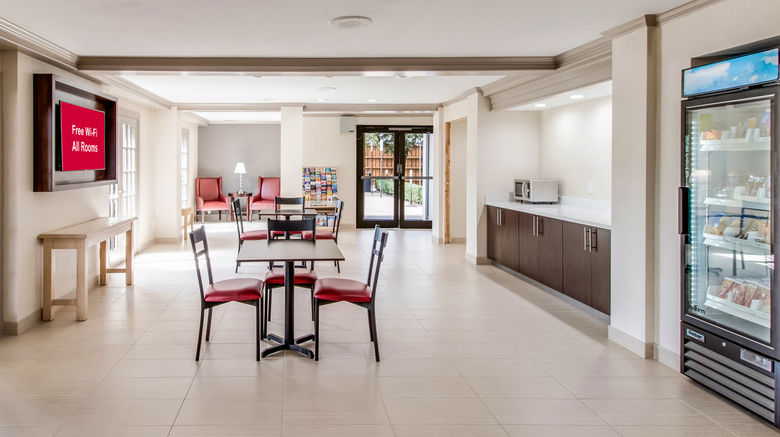 <b>Red Roof PLUS+ Dallas - Addison Lobby</b>. Images powered by <a href="https://www.leonardoworldwide.com/" title="Leonardo Worldwide" target="_blank">Leonardo</a>.