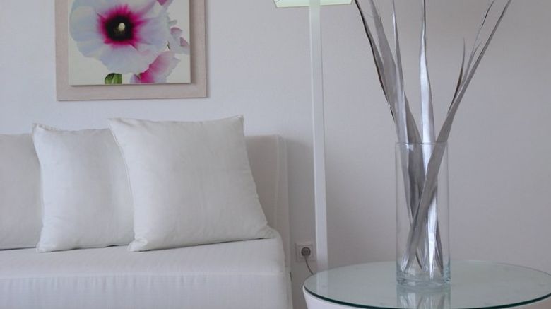 <b>Petasos Beach Resort & Spa Suite</b>. Images powered by <a href="https://www.leonardoworldwide.com/" title="Leonardo Worldwide" target="_blank">Leonardo</a>.