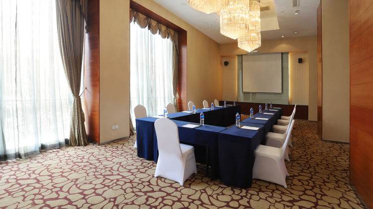Holiday Inn Shanghai Pudong Nanpu Meeting