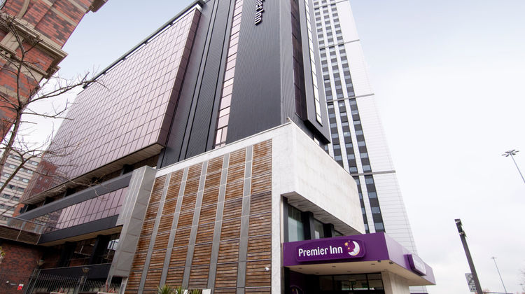 Premier Inn Leeds C. C. (Leeds Arena) Exterior