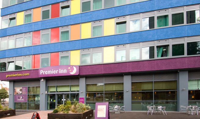 Premier Inn Leicester City Centre Exterior