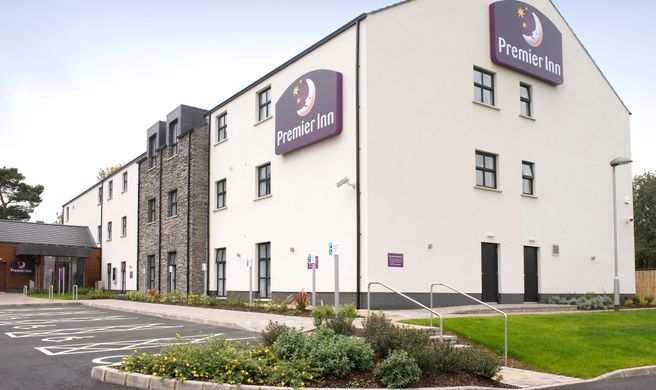 Premier Inn Lisburn Exterior