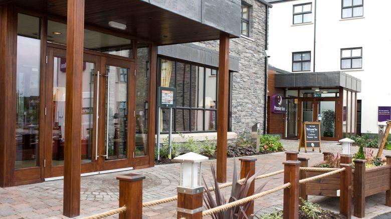 <b>Premier Inn Lisburn Exterior</b>. Images powered by <a href="https://www.leonardoworldwide.com/" title="Leonardo Worldwide" target="_blank">Leonardo</a>.