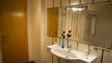 <b>Corniche Hotel Kuwait Room</b>. Images powered by <a href="https://www.leonardoworldwide.com/" title="Leonardo Worldwide" target="_blank">Leonardo</a>.
