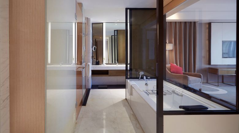<b>Crowne Plaza HEDA Suite</b>. Images powered by <a href="https://www.leonardoworldwide.com/" title="Leonardo Worldwide" target="_blank">Leonardo</a>.